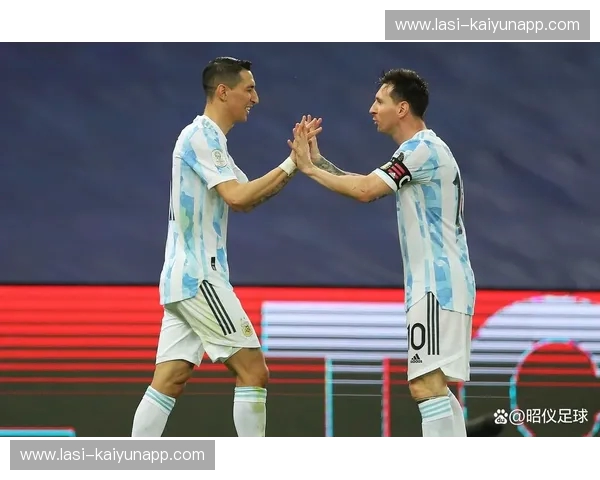 巅峰之战!阿根廷vs巴西直播:在这场“南美春晚”里,看透足球的灵魂与狂热 巅峰之战!阿根廷vs巴西直播:在这场“南美春晚”里,看透足球的灵魂与狂热