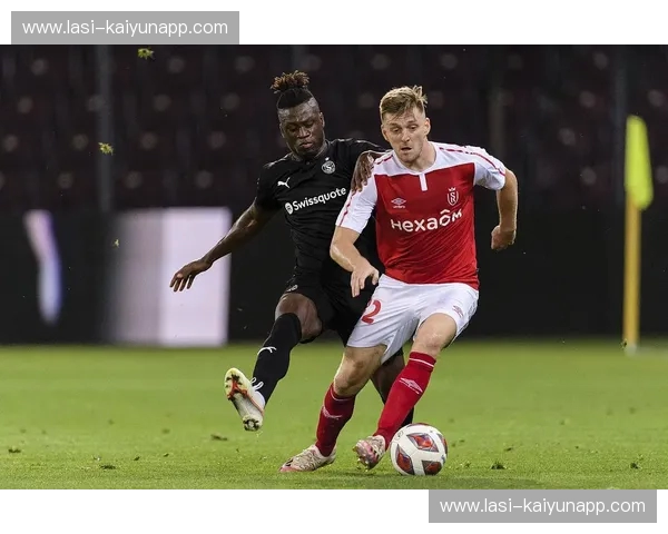 兰斯vs阿弗尔:法甲双雄的荣耀之战与历史情仇 兰斯vs阿弗尔:法甲双雄的荣耀之战与历史情仇